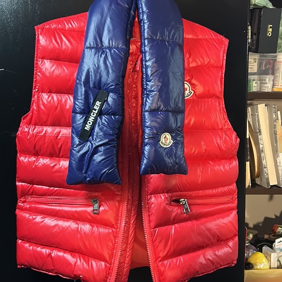 red moncler vest with watching blue scarf(sold as set ) won once, mint condition - Picture 4 of 5